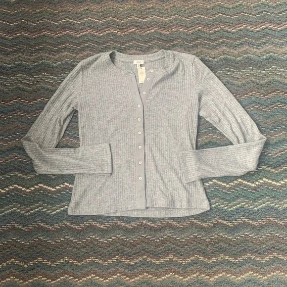 SOLD Aerie Sparkle Cardigan Tee - Picture 7 of 11
